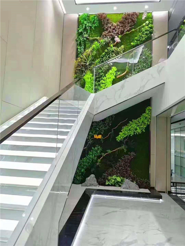 樓梯間仿真植物墻